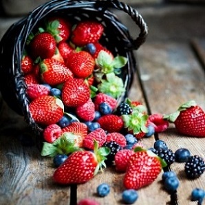 Летние ягоды: польза и вред